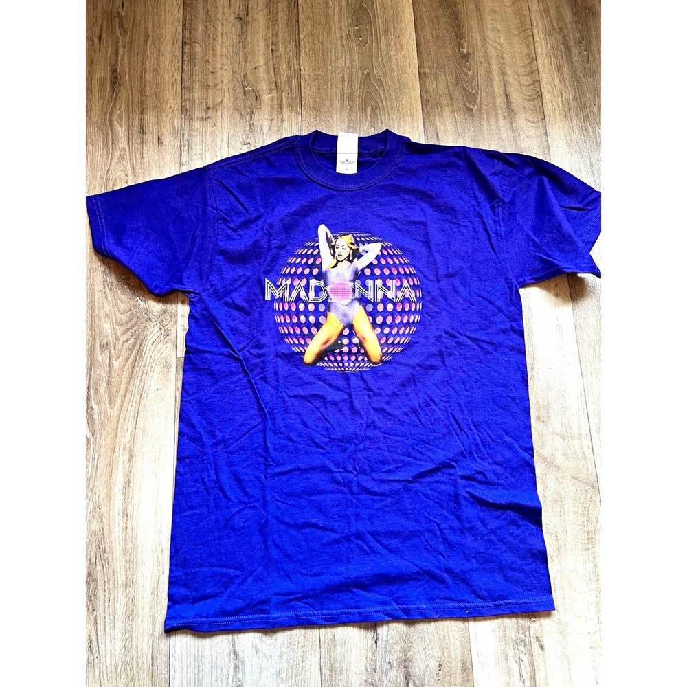 Vtg 2006 Madonna Confessions Tour T-Shirt Medium Purple Disco Ball Concert Tee